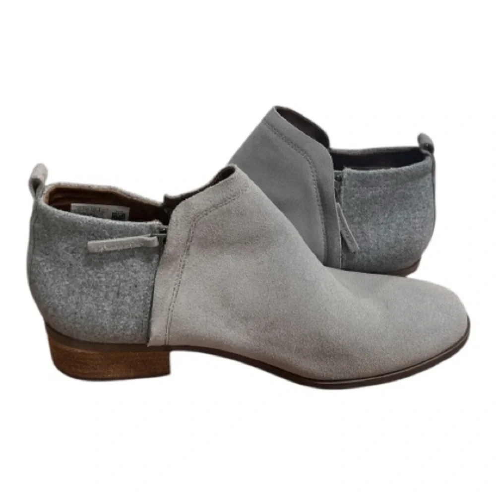 TOMS Women's Gray Suede Ankle Booties Size 12 Zip Up Like New‎